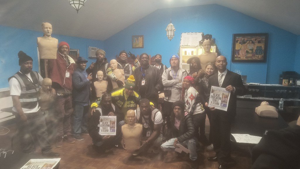 Community CPR safety training group with Christopher Garrett
